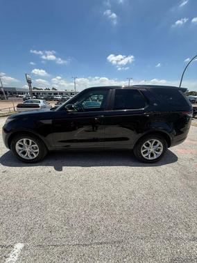 Narvik Black 2019 Land Rover Discovery SE