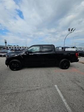 Black Metallic 2023 Ford F-150 Platinum