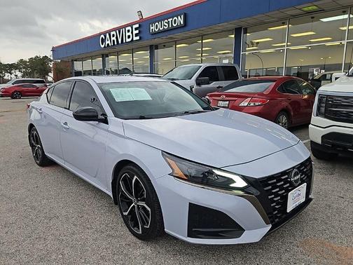 2024 Nissan Altima 2.5 SR