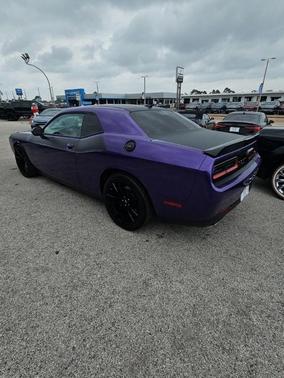 Plum Crazy Pearlcoat 2023 Dodge Challenger R/T Scat Pack