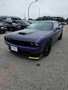 Plum Crazy Pearlcoat 2023 Dodge Challenger R/T Scat Pack