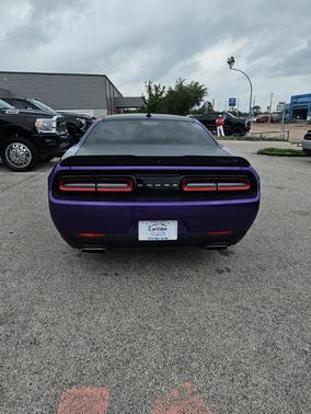 Plum Crazy Pearlcoat 2023 Dodge Challenger R/T Scat Pack