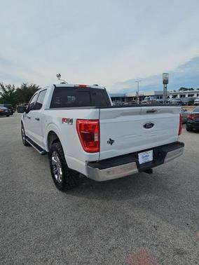 Oxford White 2023 Ford F-150 XLT