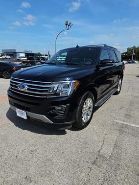 Blue Metallic 2021 Ford Expedition XLT