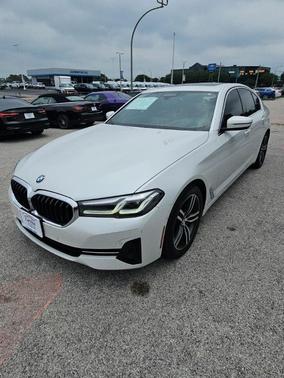 Mineral White Metallic 2021 BMW 530 i