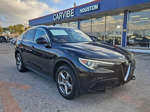 2021 Alfa Romeo Stelvio Base