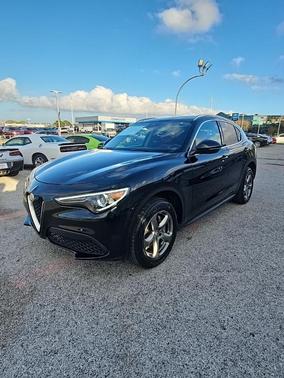2021 Alfa Romeo Stelvio Base