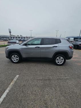 Billet Silver Metallic Clearcoat 2022 Jeep Compass Sport