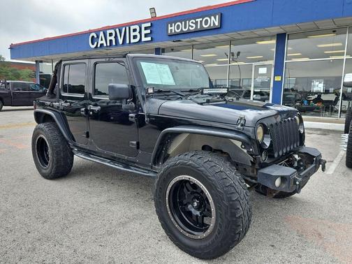 Black Clearcoat 2013 Jeep Wrangler Unlimited Rubicon