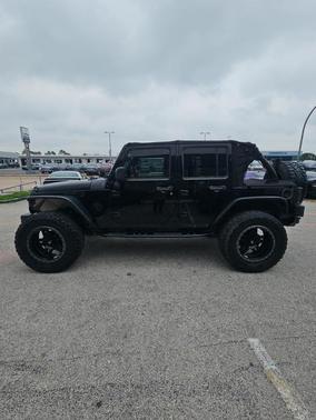 Black Clearcoat 2013 Jeep Wrangler Unlimited Rubicon