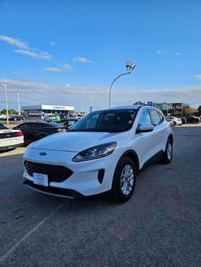 2020 Ford Escape SE