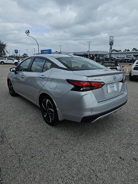 2025 Nissan Versa 1.6 SR