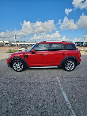 2022 MINI Countryman Cooper