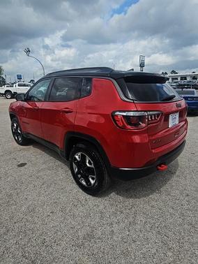 Redline Pearlcoat 2018 Jeep Compass Trailhawk