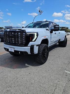 Glacier White 2026 GMC Sierra 3500 Denali Ultimate