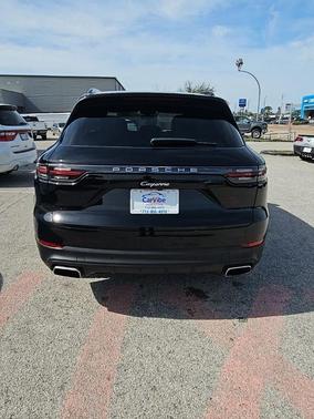 2022 Porsche Cayenne Platinum Edition