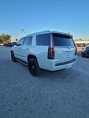 2019 Cadillac Escalade Standard