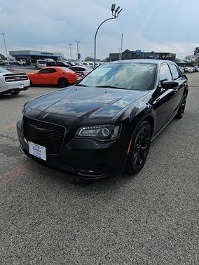 2021 Chrysler 300 S
