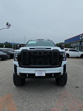 Glacier White 2026 GMC Sierra 2500 Denali Ultimate