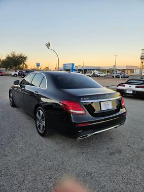 2019 Mercedes-Benz E-Class E 300