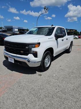 Summit White 2023 Chevrolet Silverado 1500 WT