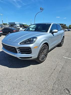 2019 Porsche Cayenne Base