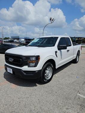 Oxford White 2023 Ford F-150 XL