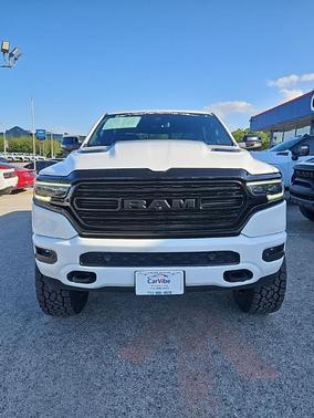 Bright White Clearcoat 2024 RAM 1500 Limited
