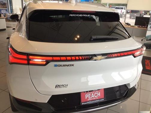 2024 Chevrolet Equinox EV 2LT