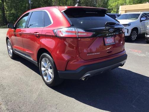 2023 Ford Edge Titanium