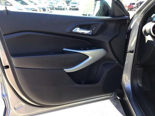 2026 Chevrolet Trax FWD 1RS