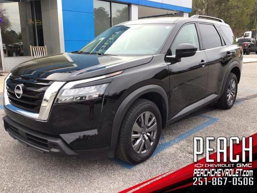 2025 Nissan Pathfinder SV 4WD