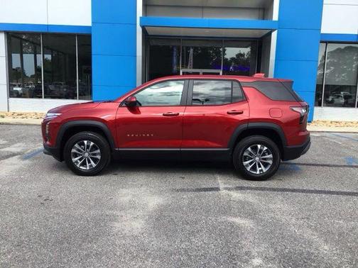 Radiant Red Tintcoat 2026 Chevrolet Equinox 1LT