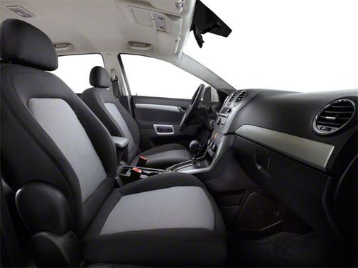 Photo 4 of 4 of 2013 Chevrolet Captiva Sport LT