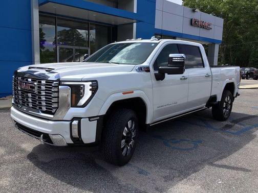 White Frost Tricoat 2024 GMC Sierra 2500 Denali