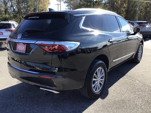 2023 Buick Enclave Essence AWD