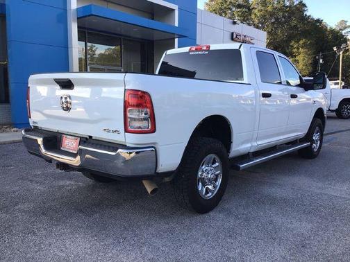 2024 RAM 2500 Tradesman Crew Cab 4x4 6'4' Box