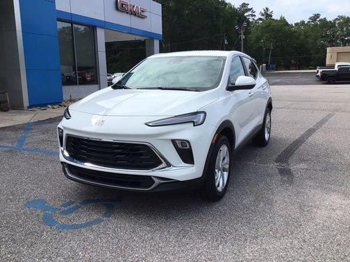 Summit White 2025 Buick Encore GX Preferred
