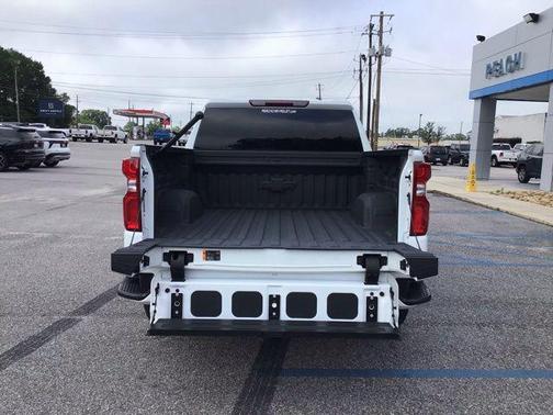 Summit White 2025 Chevrolet Silverado 1500 RST