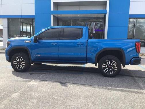 2022 GMC Sierra 1500 AT4