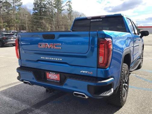 2022 GMC Sierra 1500 AT4