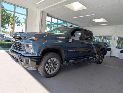 2025 Chevrolet Silverado 2500 Custom