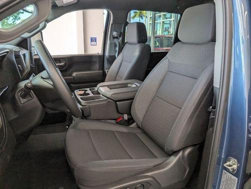 2025 Chevrolet Silverado 2500 Custom