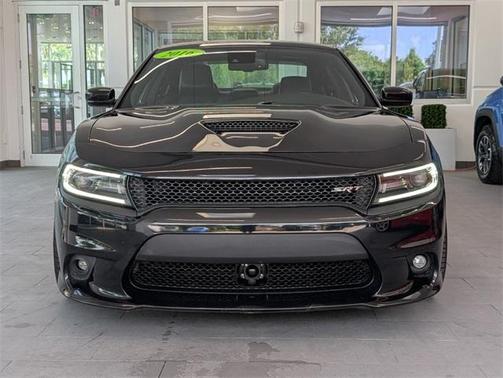2016 Dodge Charger SRT 392