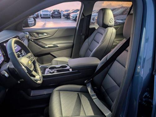 Lakeshore Blue Metallic 2026 Chevrolet Equinox LT