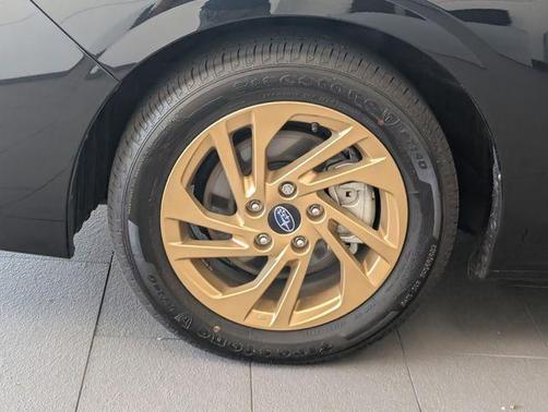 2025 Subaru Impreza Base