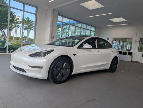 2023 Tesla Model 3 Base