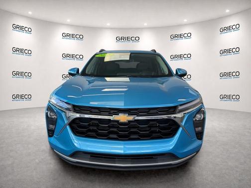 Marina Blue 2025 Chevrolet Trax LT