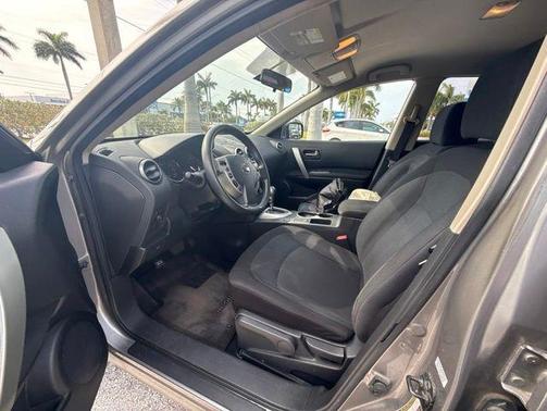 Platinum Graphite Metallic 2013 Nissan Rogue S