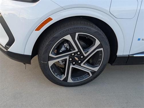 2026 Chevrolet Equinox EV LT 2